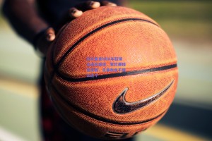 科尔直言NBA年轻球员成长困境，繁忙赛程是主因，自谦我也不擅长这个