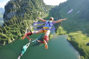 西甲联盟与球员协会关系紧张升级 针对静默抗议活动或诉诸法律途径